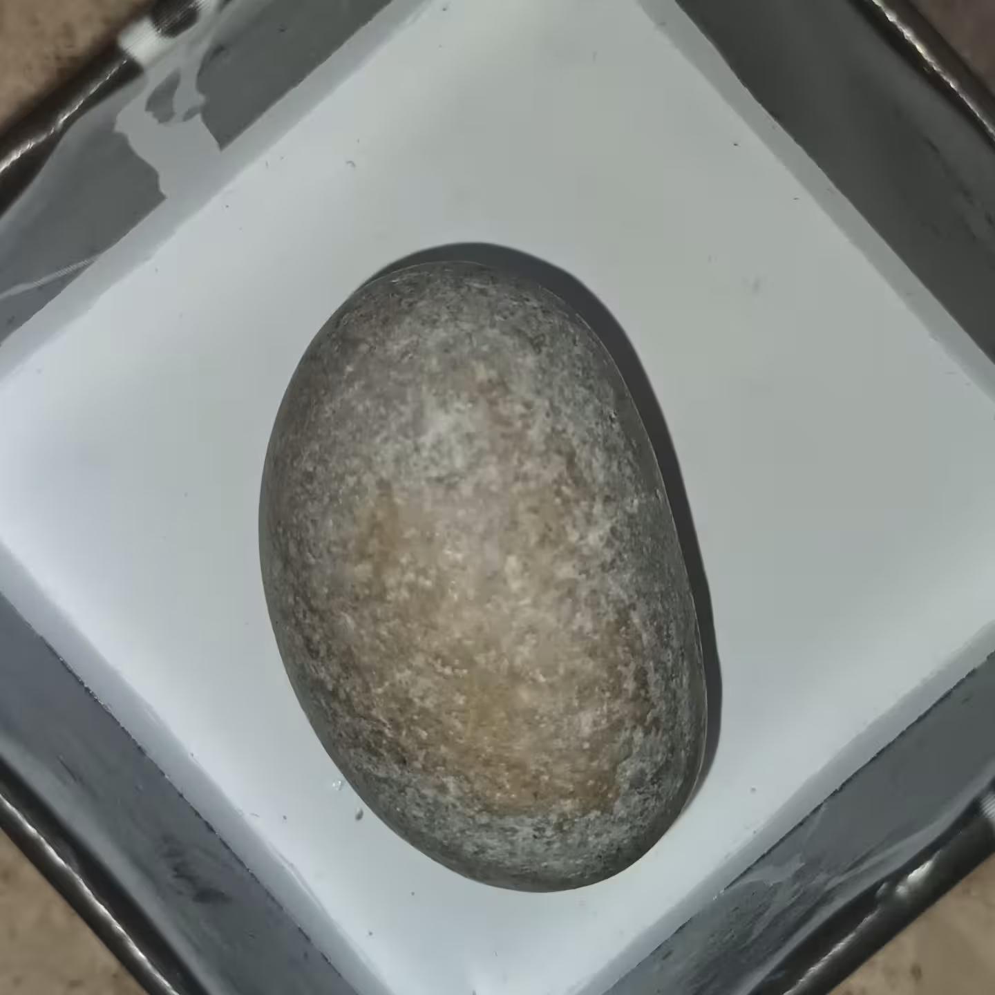 سنگ تخم مرغی