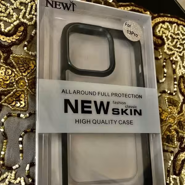 کاور 13 پرو اورجینال 