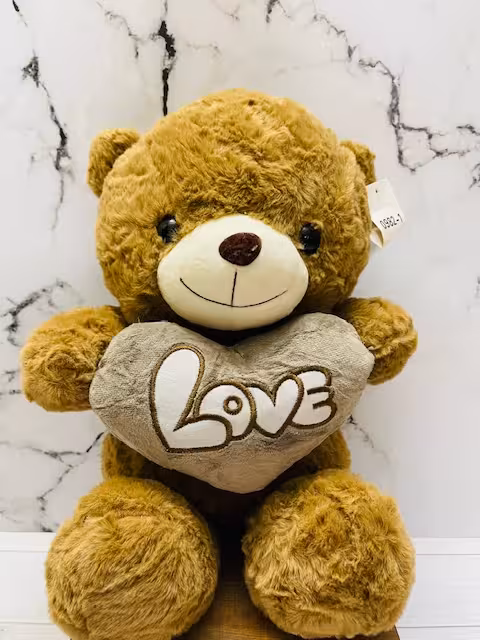عروسک خرس قلب دار قهوه ای