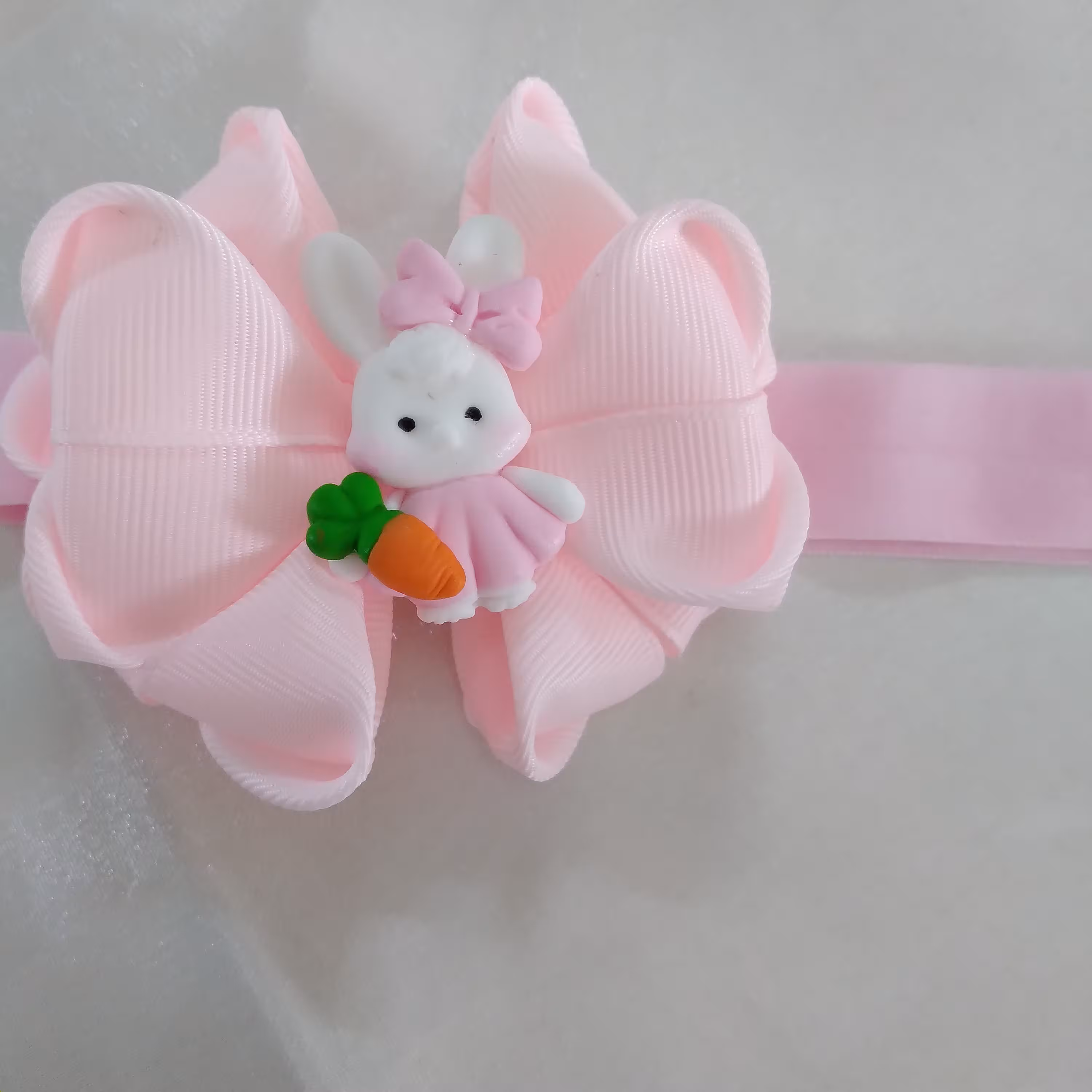 هدبند نوزادی و دخترونه ی پیکسل دار خیلی ناز و زیبا قابل اجرا در رنگ و اندازه ی دلخواه شما پیکسل خرگوش تمام شد