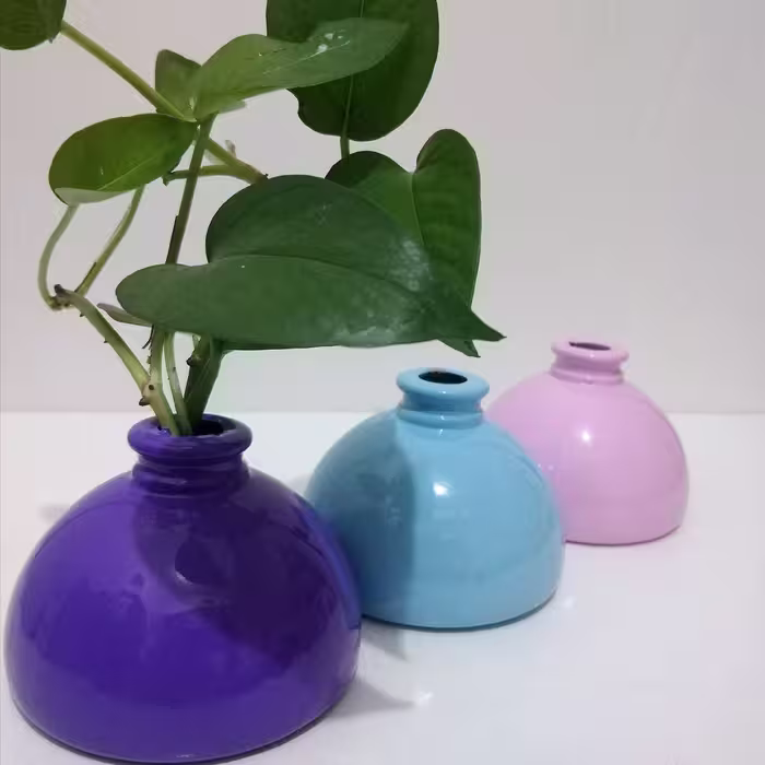 گلدان رنگی شیشه ای طرح  گرد سایز کوچک
