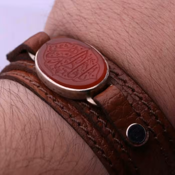 نگین خالی عقیق سرخ منقش اصل ( سفارشی )