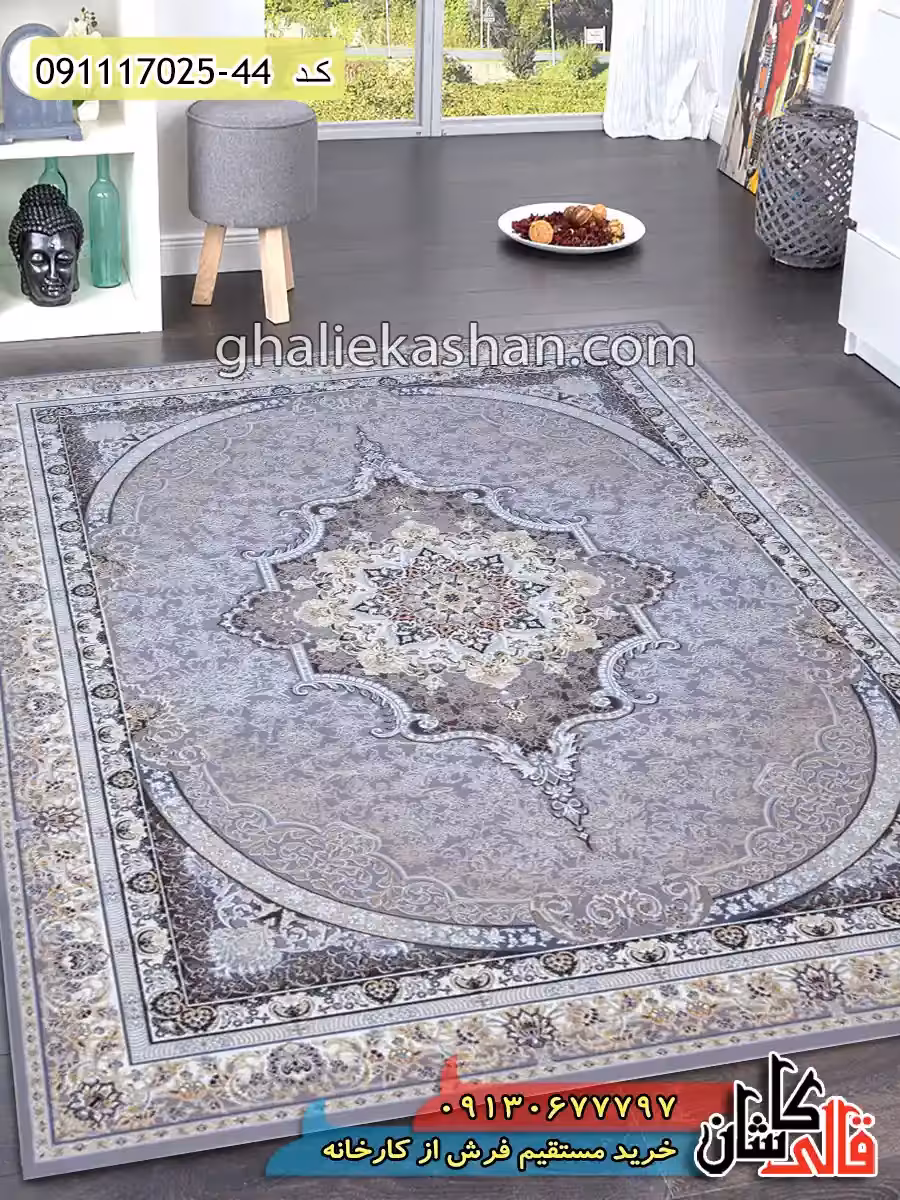 فرش نقره کوب 700 شانه طرح آیسان زمینه سیلور کاشان – گل برجسته