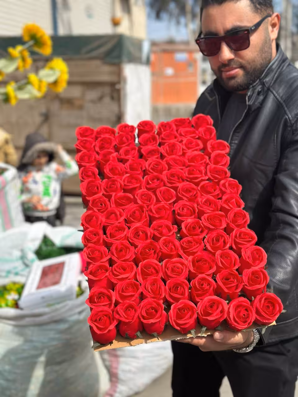 سرگل رز بدون ساقه مصنوعی قرمز  10 عددی