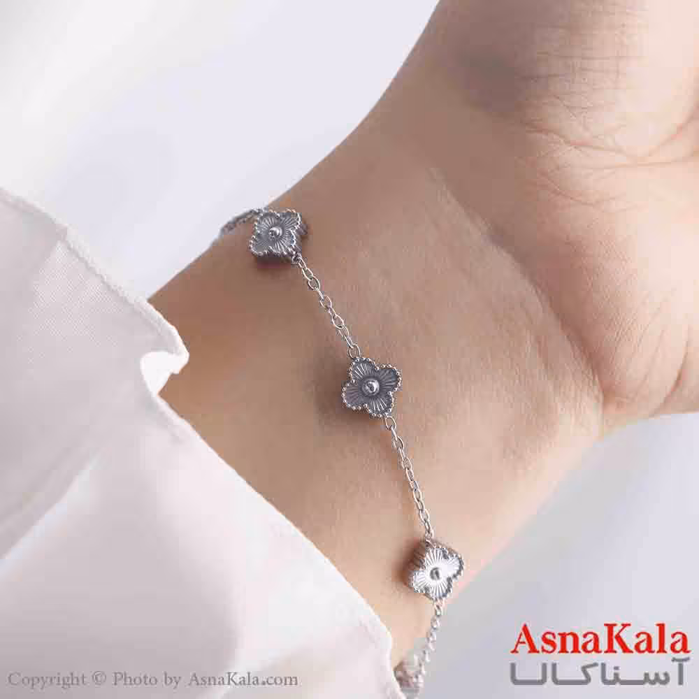 دستبند زنانه پینترستی مدل ونکلیف نقره ای کد DSB18915W