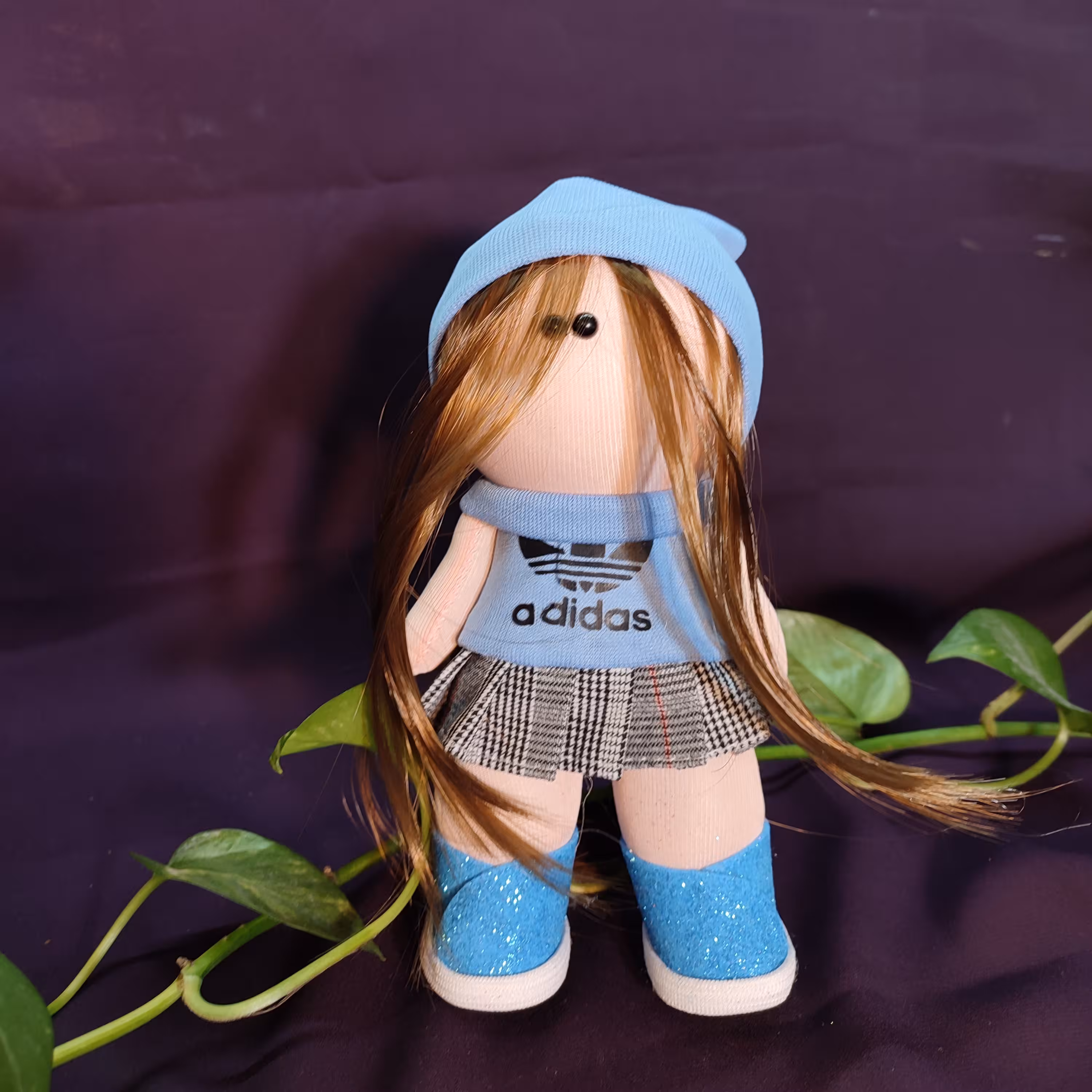 عروسک روسی لباس اسپرت دختر رنگ ابی کمرنگ  قد 18سانتی کیفیت پارچه و دوخت عالی ارسال از خور 