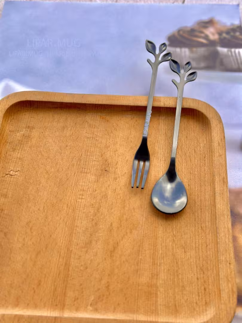 ست صبحانه خوری مشکی دسر خوری طرح برگی کد 3815