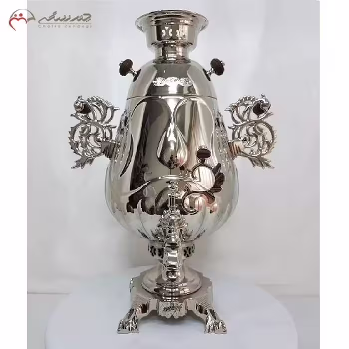 سماور ذغالی 9 لیتری مستر جام با بدنه ی ریخته گری شده با پایه های مشبک و سر شیر های طرح اژدها، کد 114
