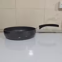 تابه تک دسته گرانیتی سایز 26 مدل افسون سربی با ضمانت 12 ماهه