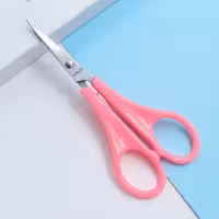 قیچی اصلاح ابرو کوچک سر کج دسته صورتی 35349