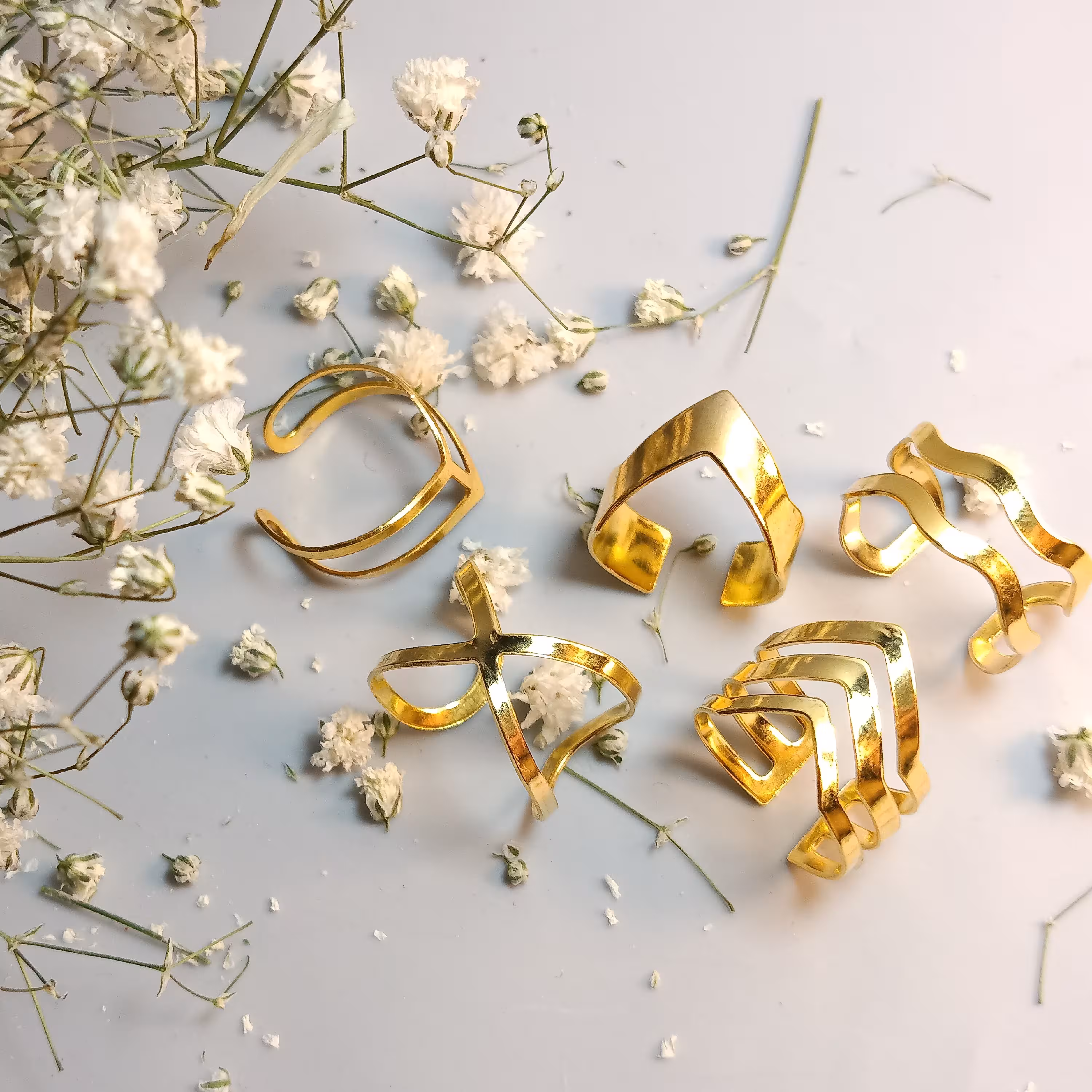 اکسسوری ست انگشتر شیک طلایی رنگ 