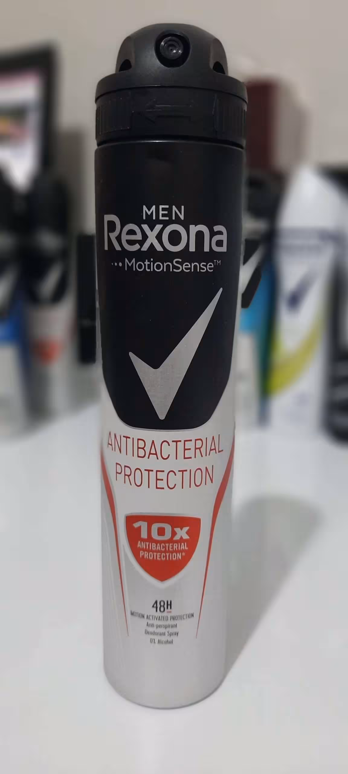 اسپری ضد تعریق آنتی باکتریال پروتکشن 200 میل رکسونا