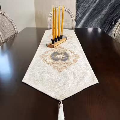 ست رومیزی 4 تکه صفاهوم مدل مخمل گل برجسته