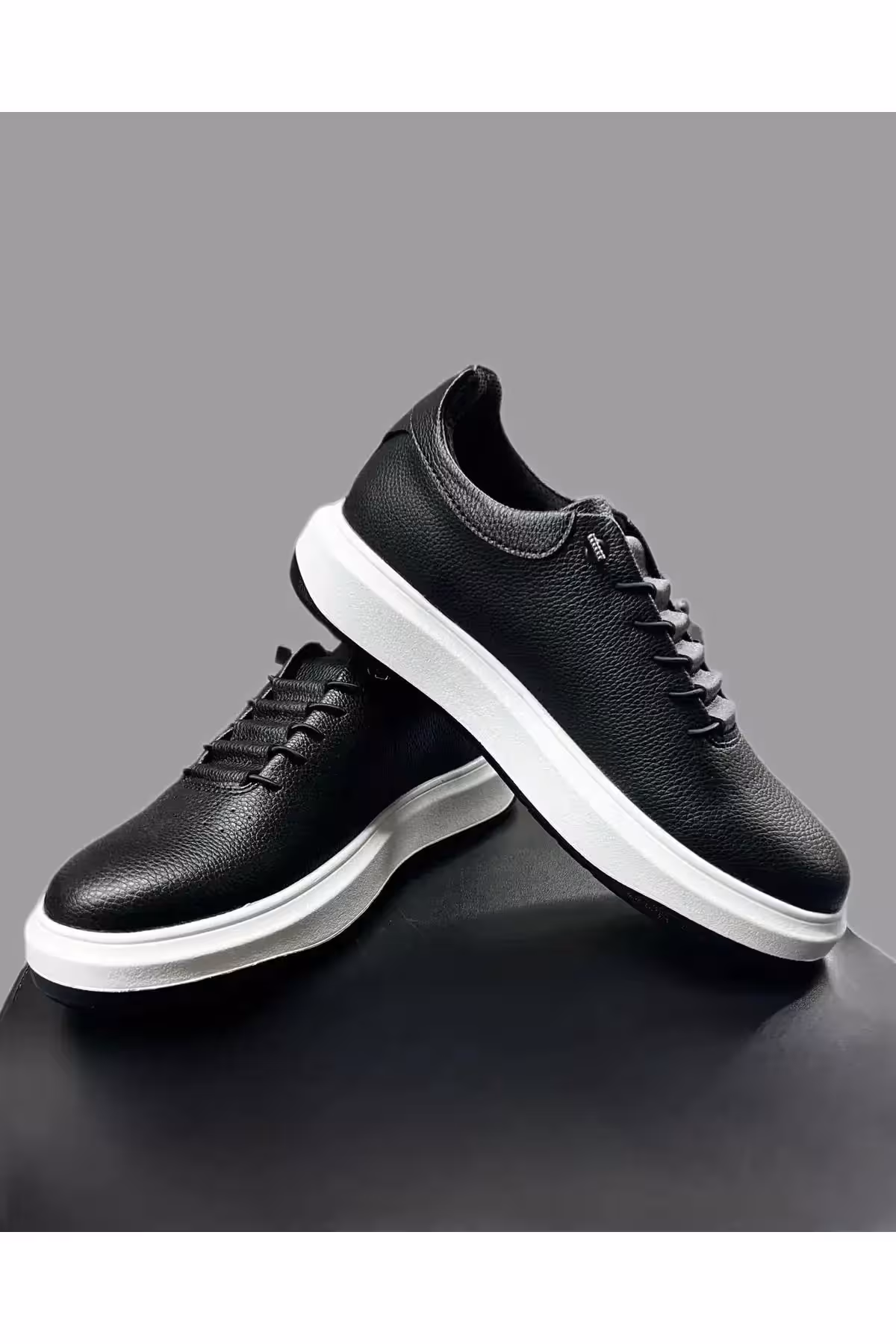 کفش روزمره مردانه چرمی با کفی بلند و کشی - 5370