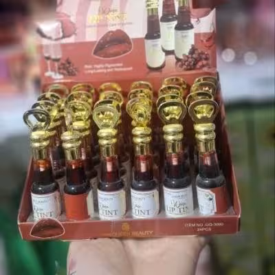 تینت لب تاجدار