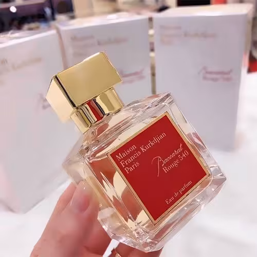 ادکلن هاردباکس باکارات رژ 540 (طلایی-سفید) شناسنامه دار | Baccarat Rouge 540 حجم 70 میل