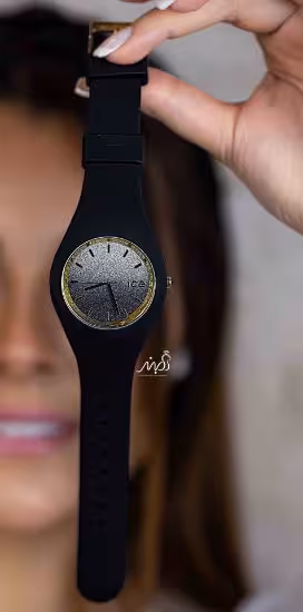 ساعت ice صفحه سفيد مشكي شاين دار با بند سيلكوني (w1003)