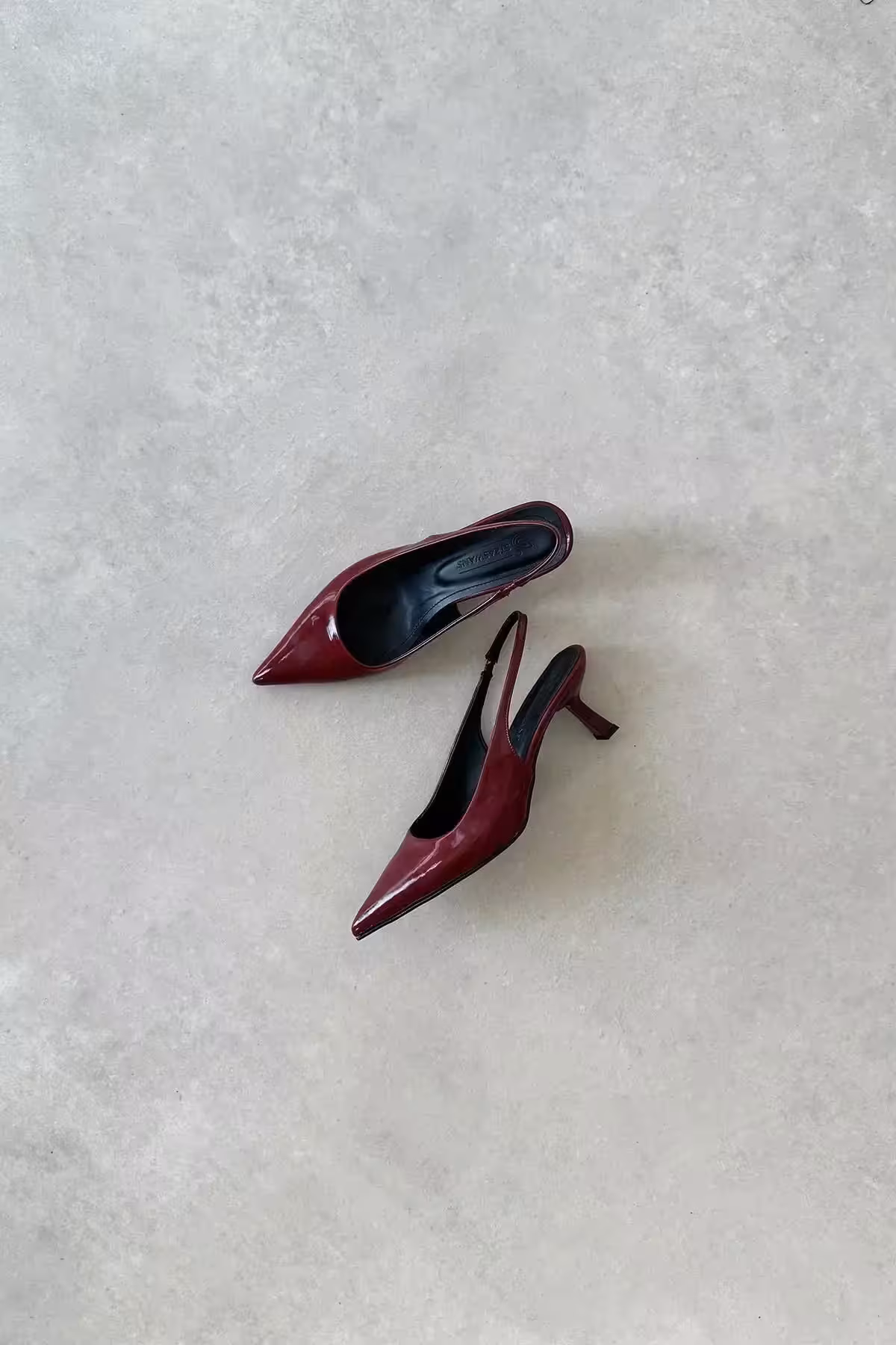 کفش پاشنه‌ بلند زنانه چرم اصل روکش براق به رنگ زرشکی – 5117