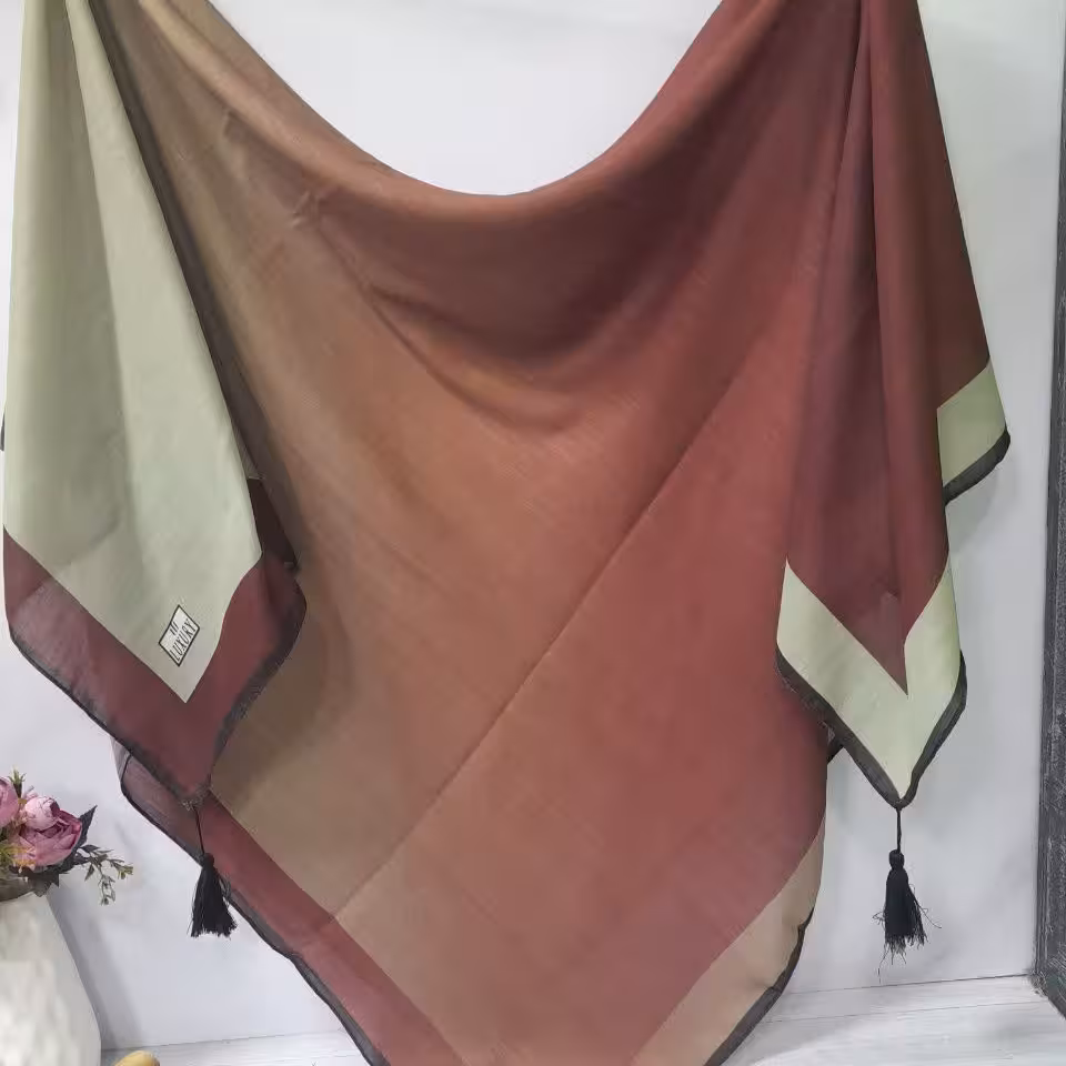 روسری منگوله دار(نخ اسلپ)