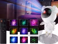 پروژکتور کهکشانی طرح فضانورد ایستاده