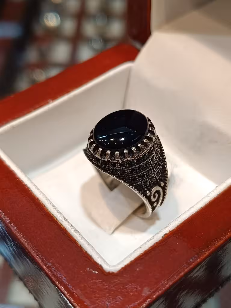 انگشتر نقره مردانه عقیق سیاه – کدSr847