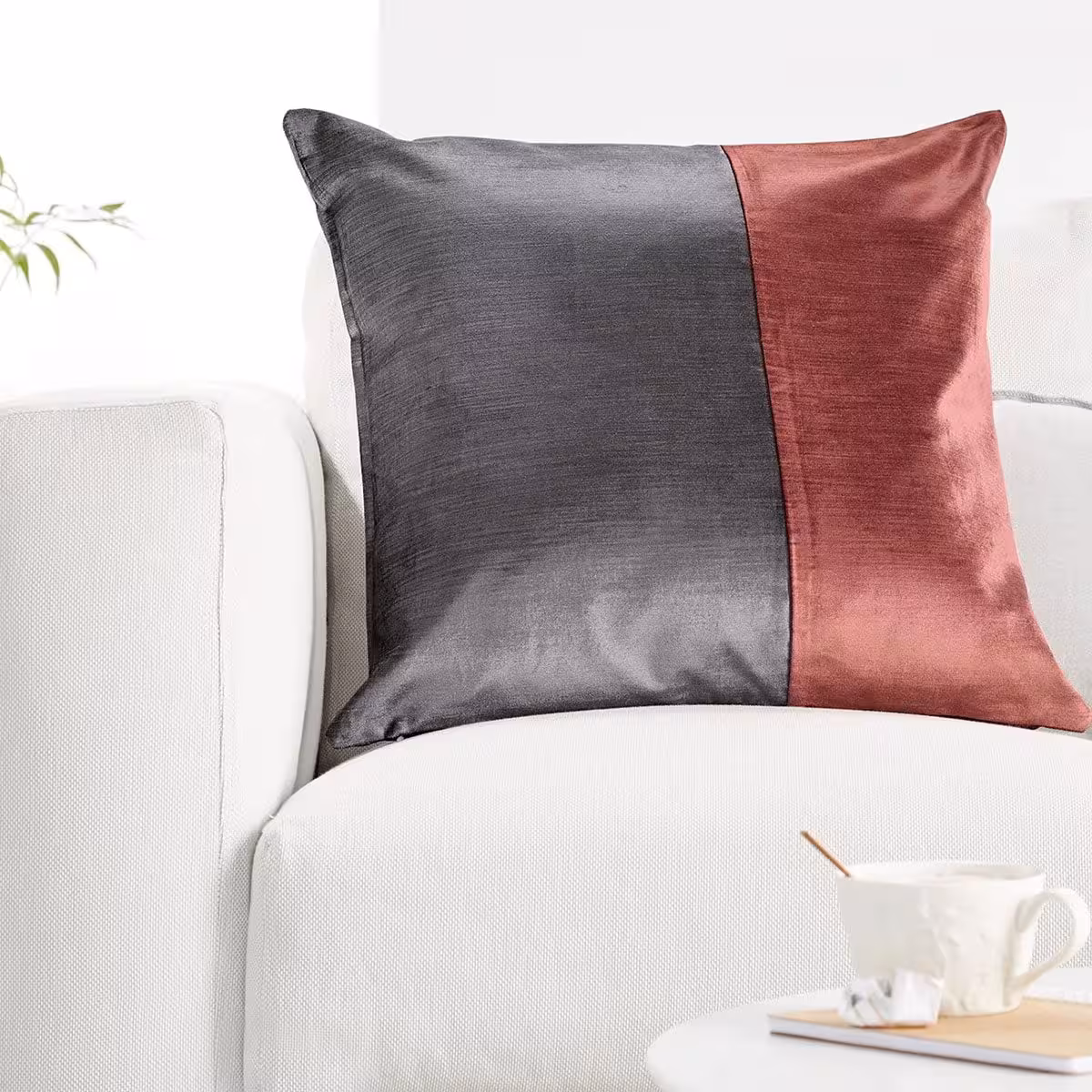 کاور کوسن مخملی چیبو