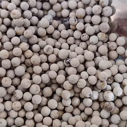 دانه فلفل سفید بسته 75 گرمی