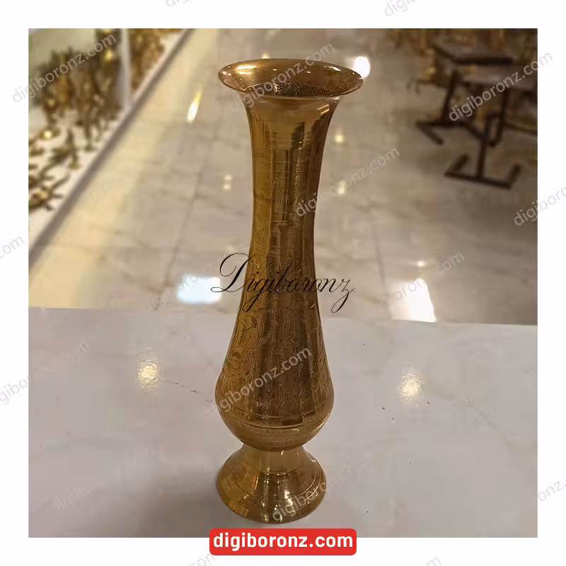 گلدان برنجی برنزی پاکستانی لب ساده