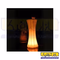 میز ایستاده نوری سوارز