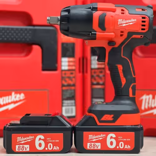 بکس شارژی  برند میلواکی88 ولت