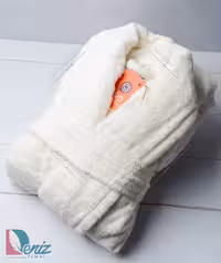حوله تن پوش هیرو طرح سالوینو رنگ شیری