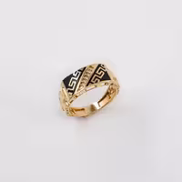 انگشتر طلا طرح ورساچه