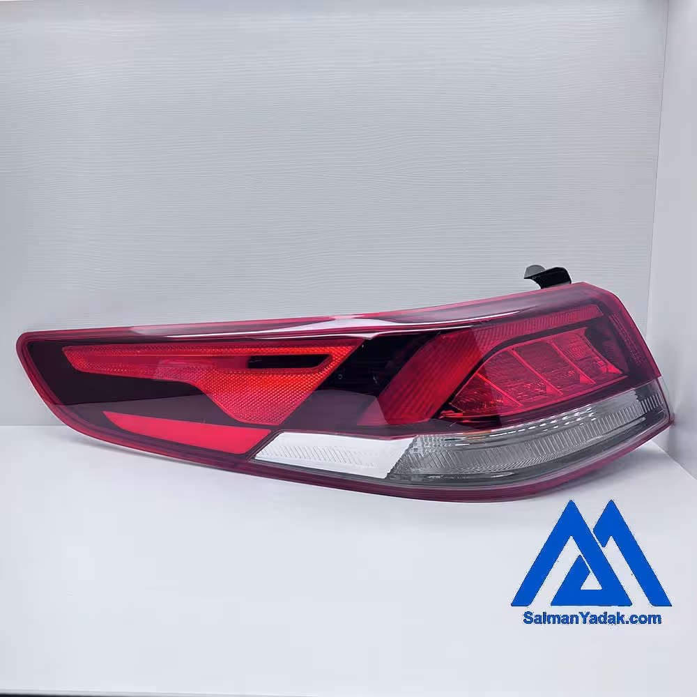 چراغ عقب اپتیما جی تی لاین روی گلگیر سمت چپ (راننده)