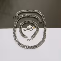 نیم ست کارتیه (کارتیر) بسیار زیبا از جنس استیل رنگ ثابت و کیفیت عالی کد A.A