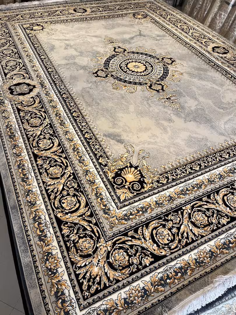 فرش 12متری اکرولیک کاشان 700شانه تراکم 2550 H