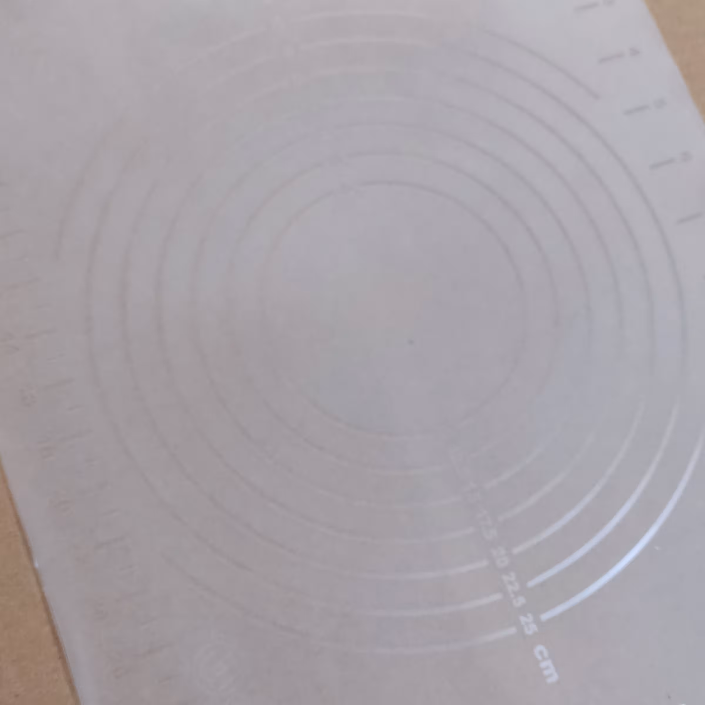 صفحه سیلیکون بیرنگ و شفاف مدرج  سایز کوچک 