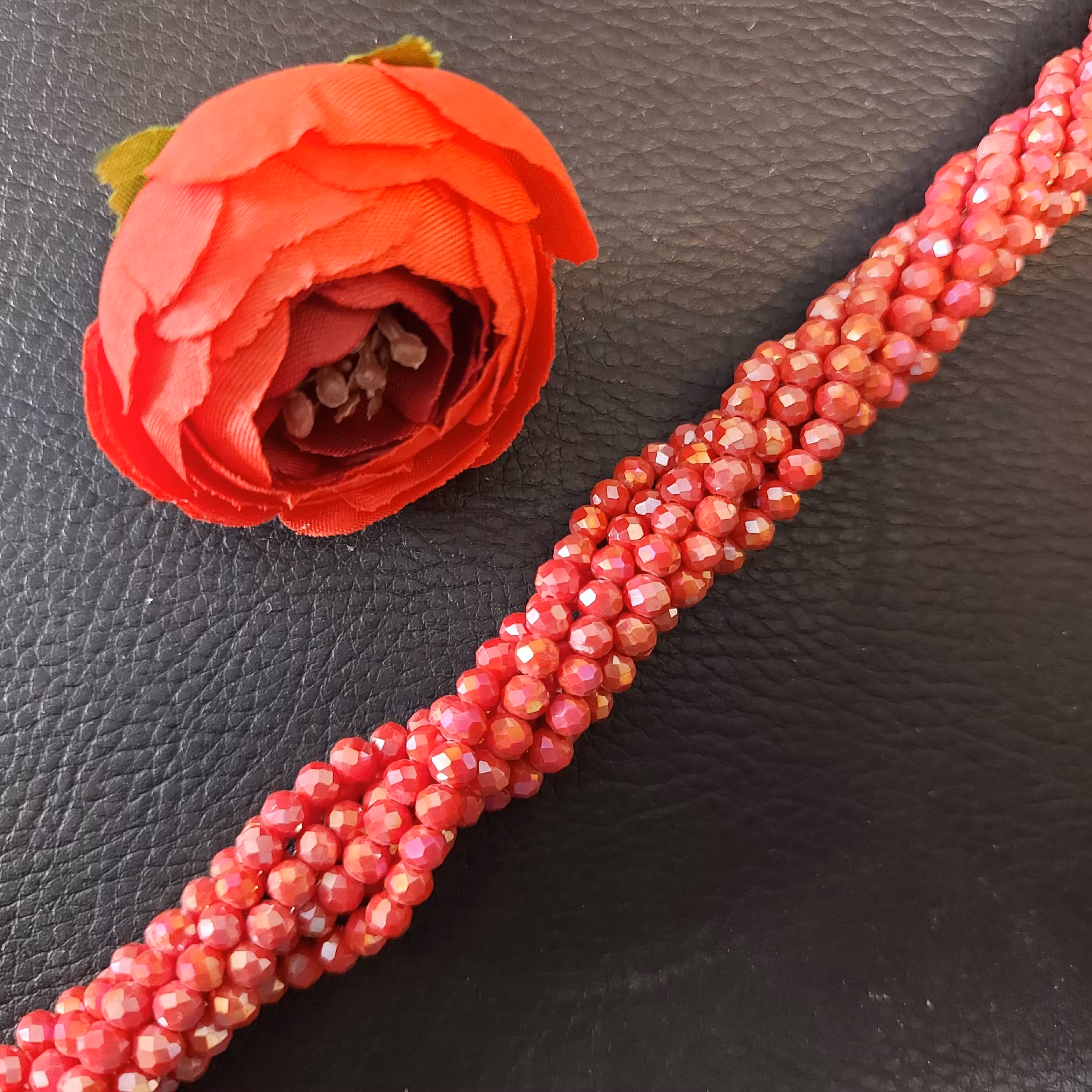 کریستال اصلی سایز 4 قرمز شاین دار ریسه ای 