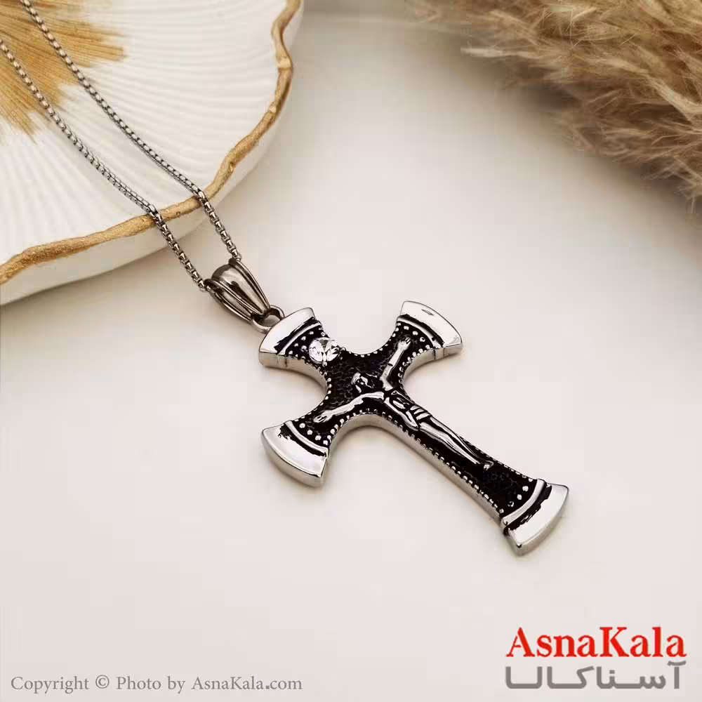 گردنبند صلیب  عیسی مسیح  استیل سیاه قلم کد GNB16641W