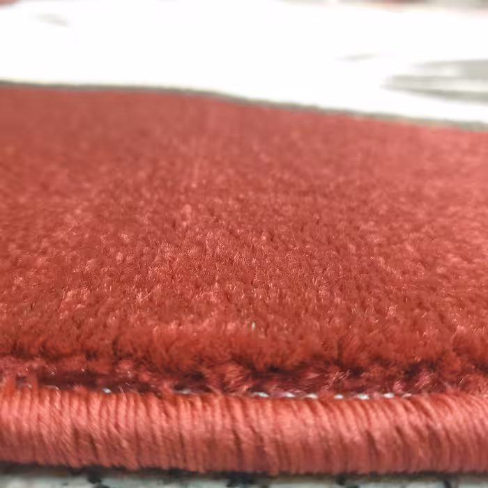 فرش ماشینی ساوین طرح اتاق کودک کد 8024 زمینه عنابی