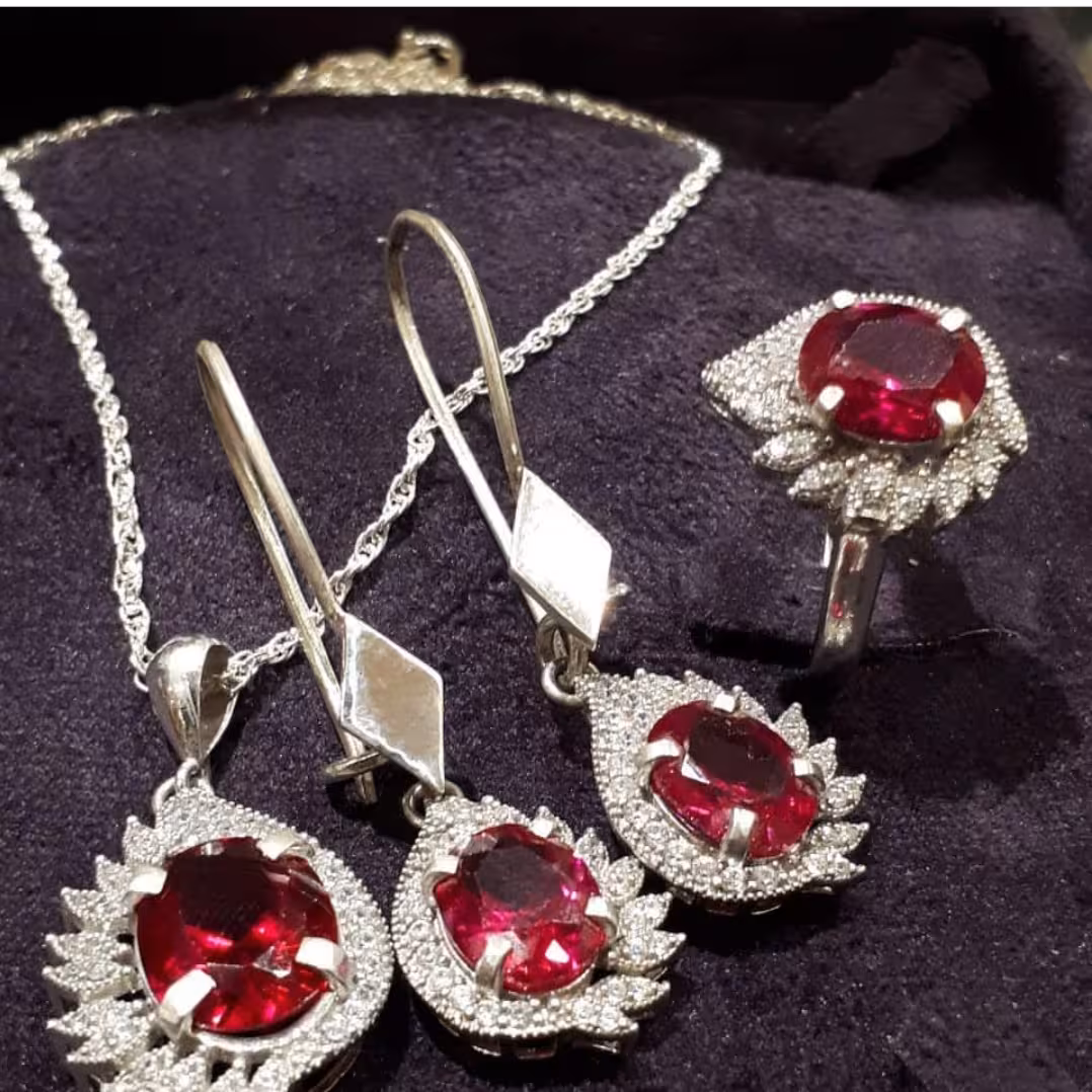 نیم ست نقره با سنگ یاقوت شمش آلمان کد 101065