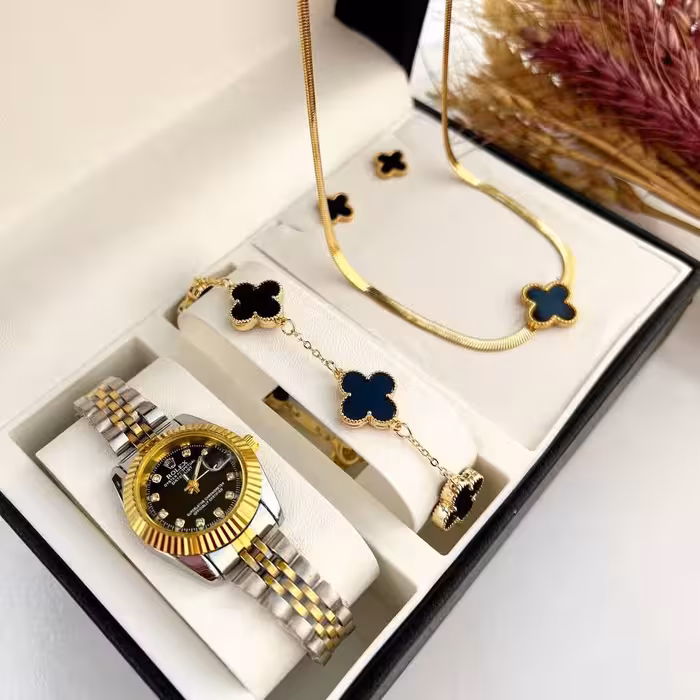 ساعت مچی زنانه صفحه مشکی ب همراه نیم ست استیل رنگ ثابت با جعبه هدیه