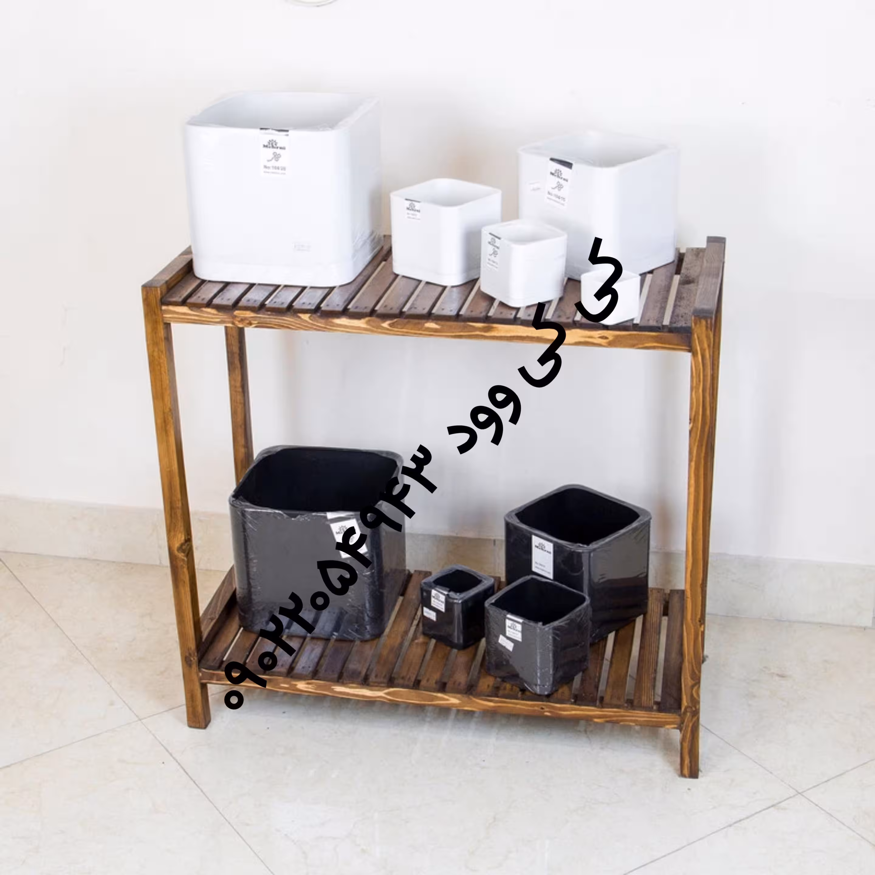 استند گل چوبی سایز بزرگ در  دو رنگ 