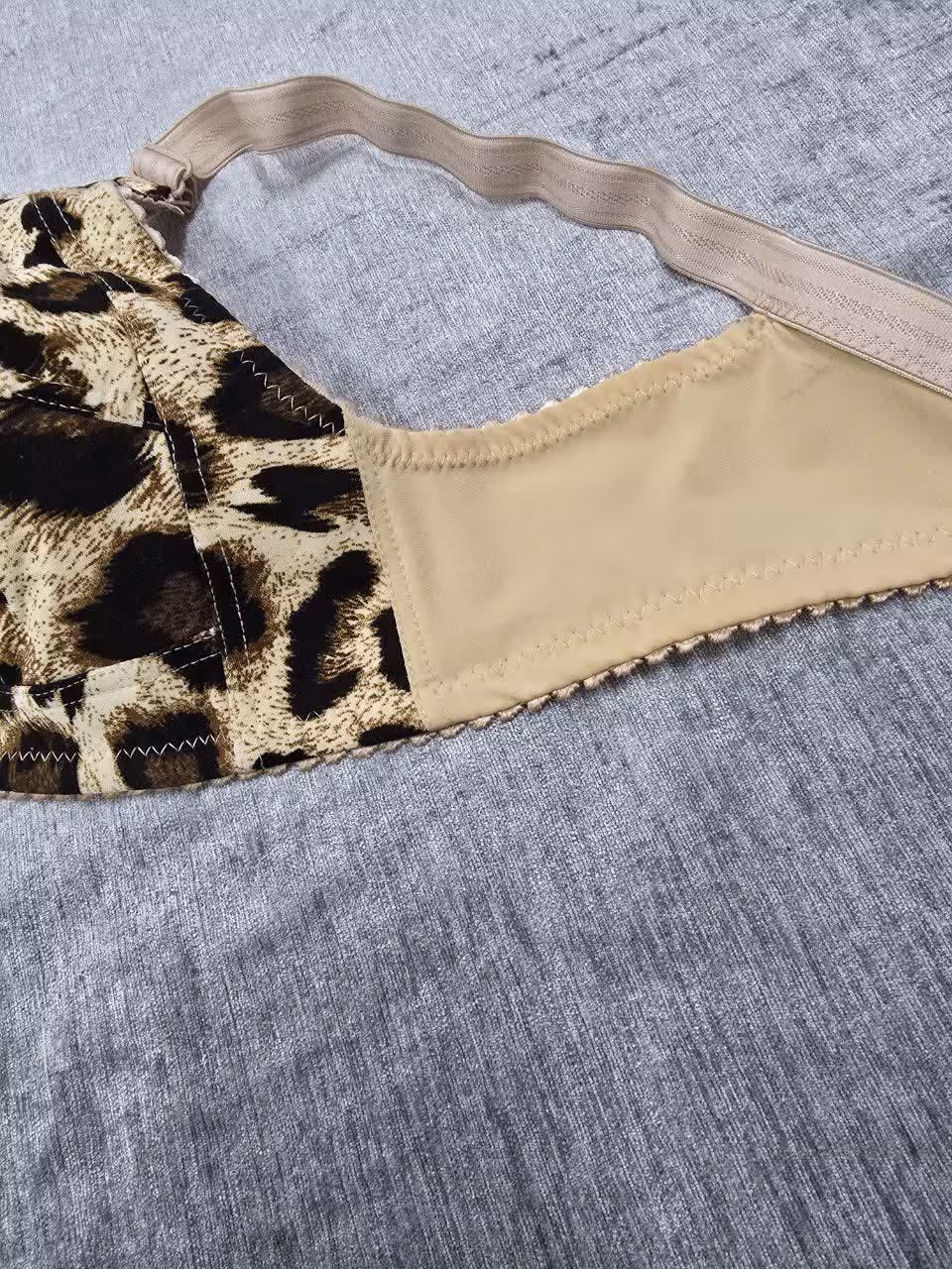 سوتین پلنگی کش باریک کد 3254