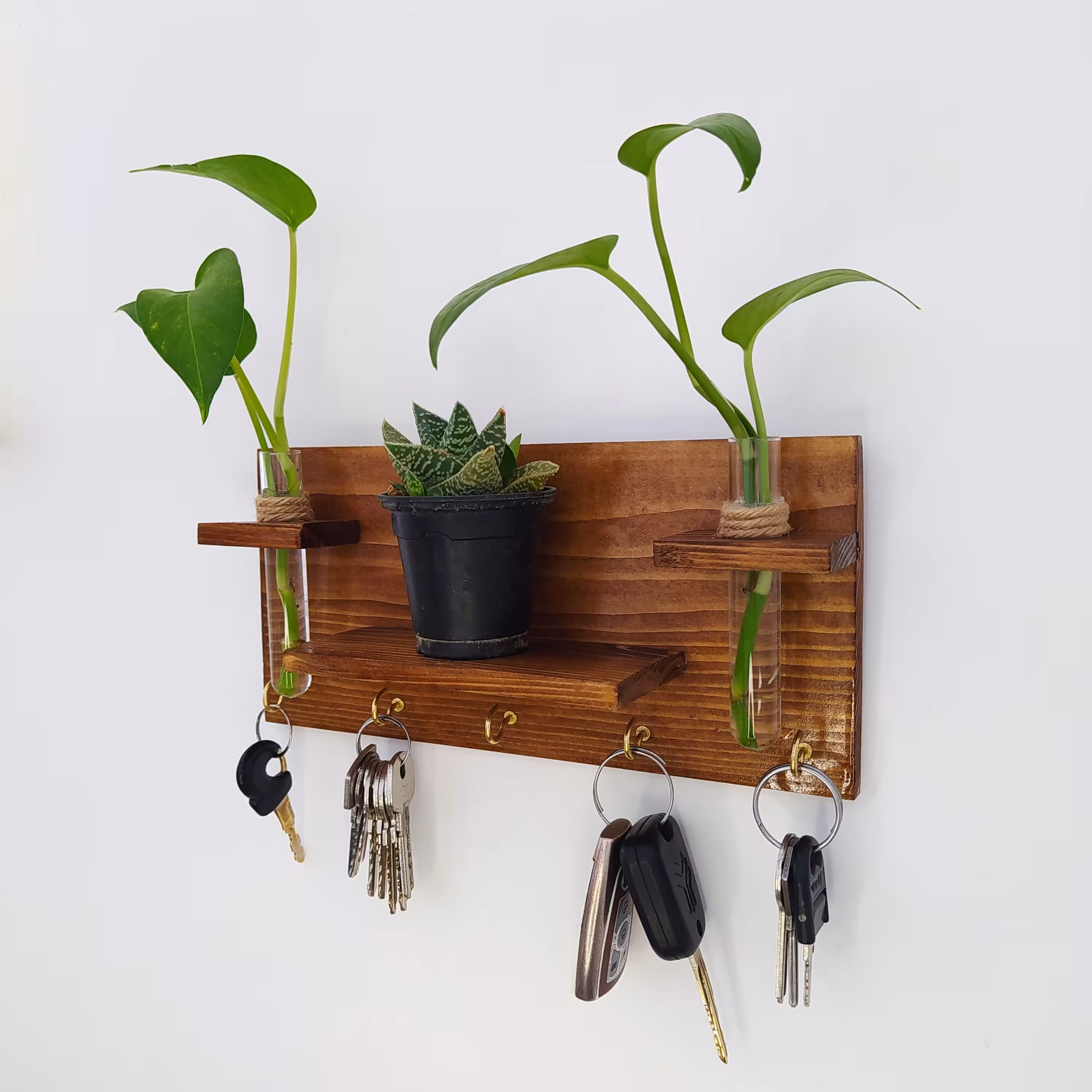 جاکلیدی دیواری چوبی.