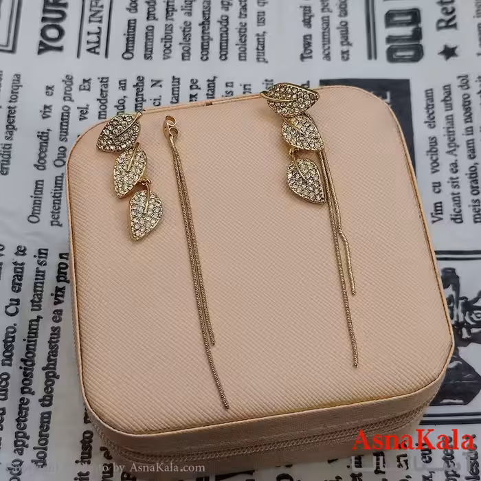 گوشواره جواهری مدل آویز نگیندار رنگ طلایی کد GSH152132W