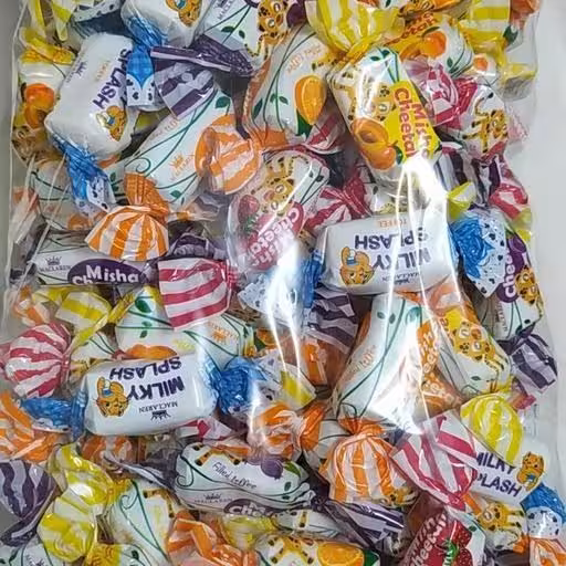 شکلات میوه ای خارجی