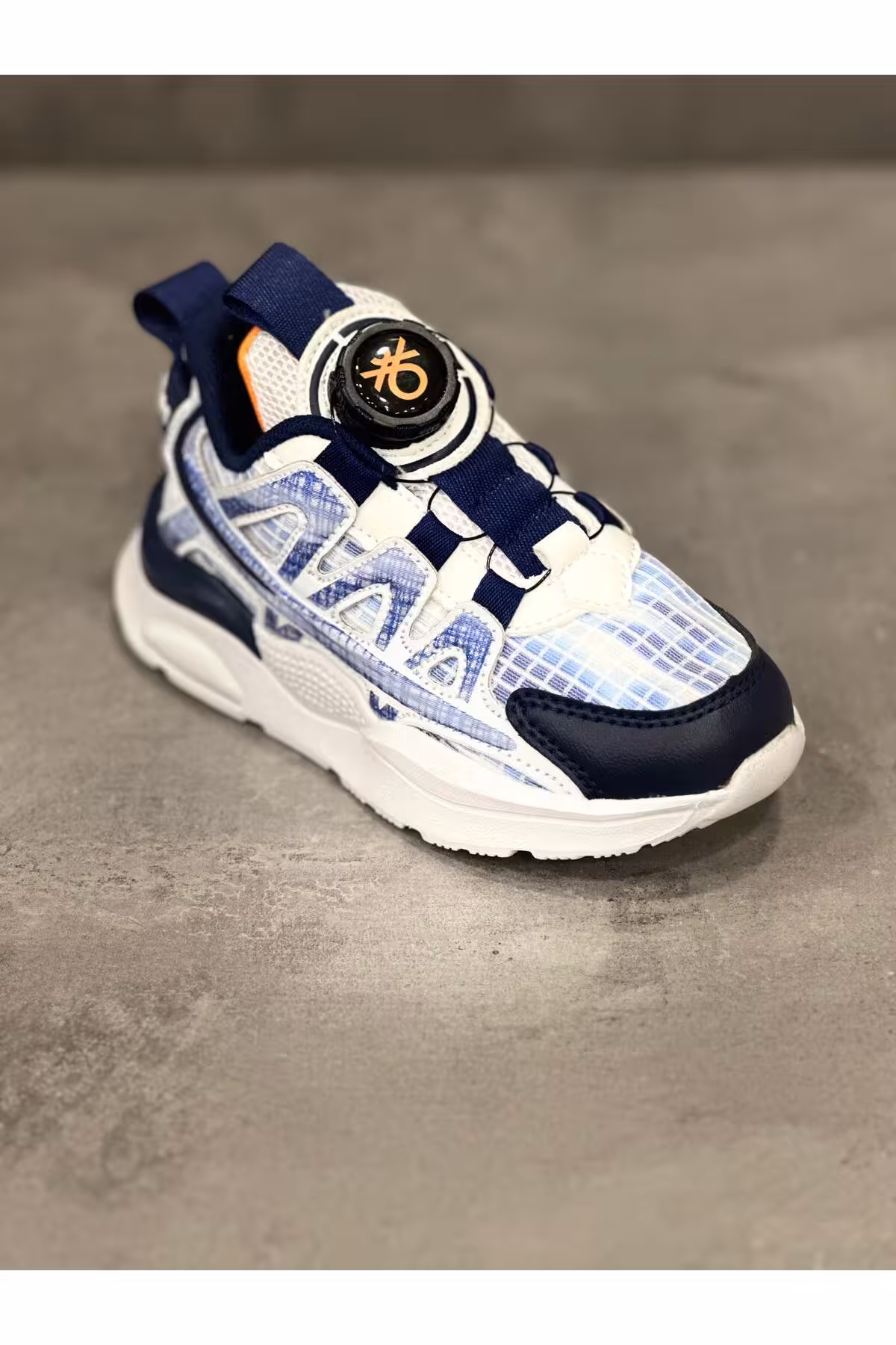 کفش پیاده روی دخترانه و پسرانه بچگانه کودکان BNI اورجینال Benetton