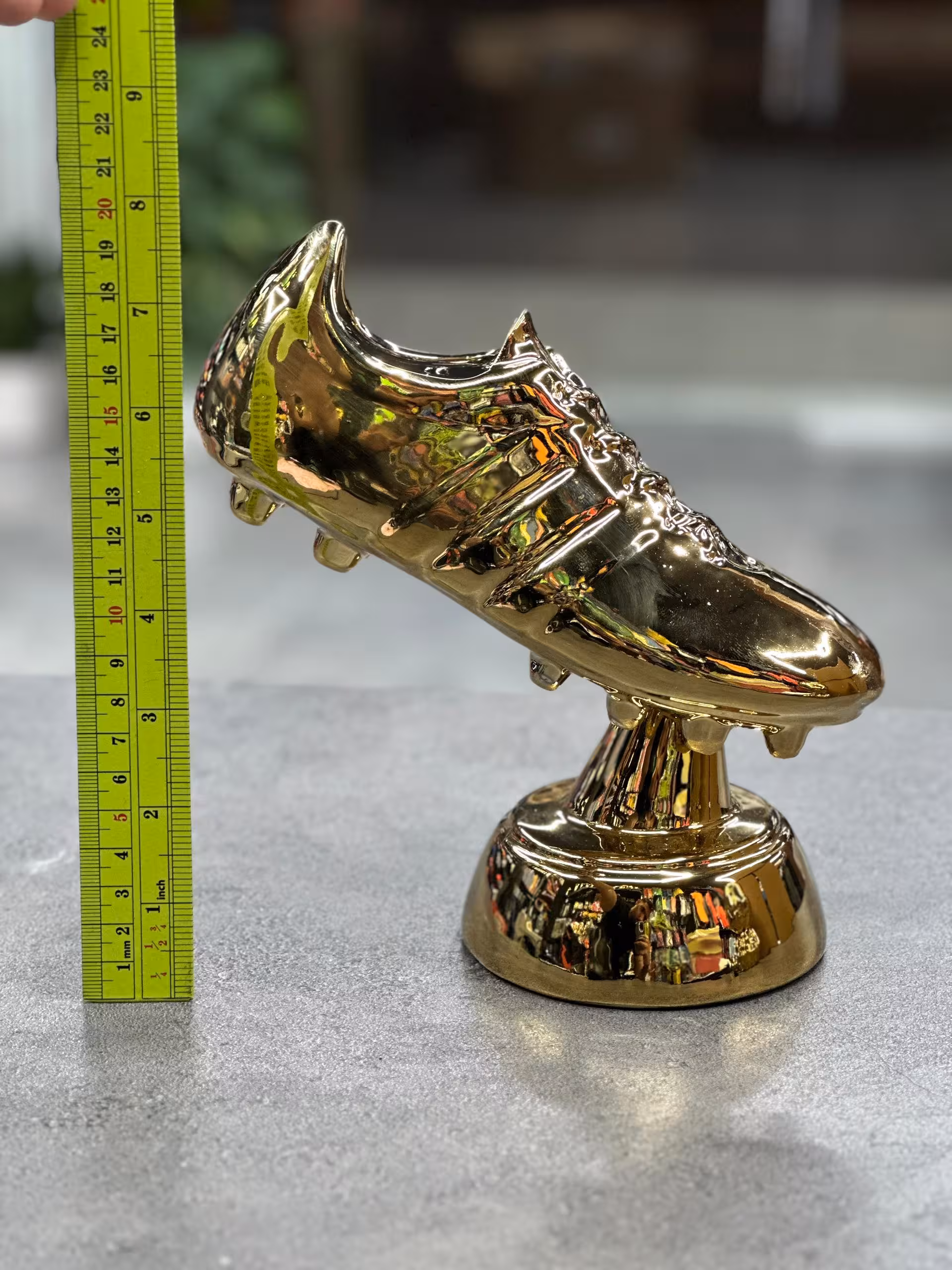 تندیس کفش طلا درجه یک