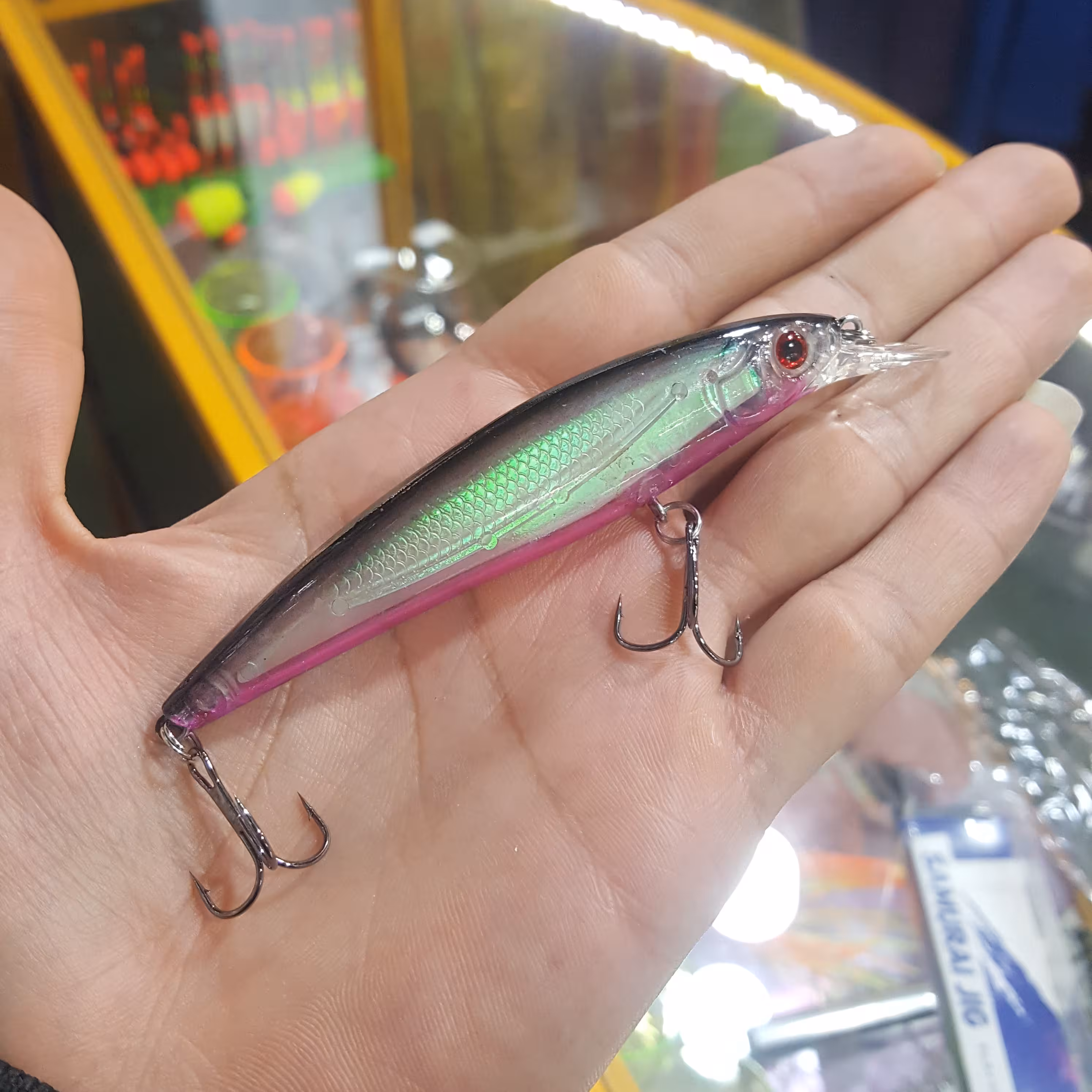 لور  قزلی (پس کرایه )