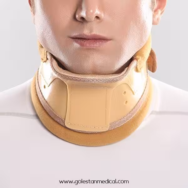 گردنبند طبی سخت چانه دار پاک سمن مدل 039